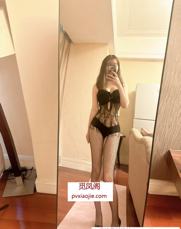 纯欲风小姐姐