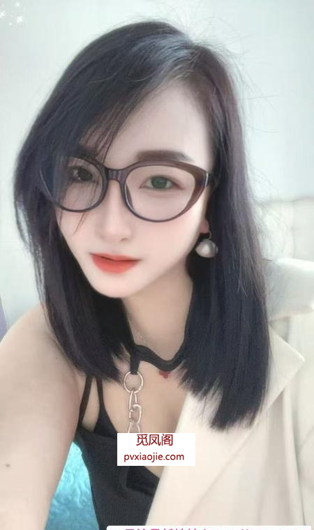 深喉锁喉女神