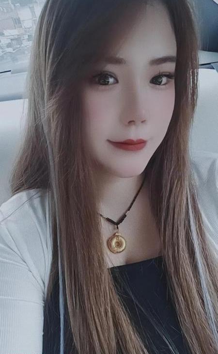 必去的G奶妹妹