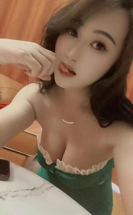 瑶海大胸美妇